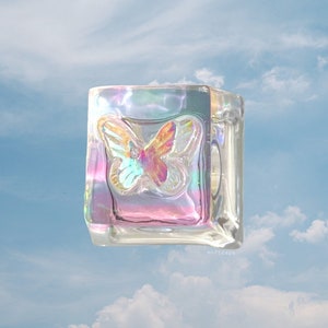 Ready-to-ship transparent iridescent 3D butterfly 1u keycaps in the OEM keyboard profile for Cherry/Gateron switches