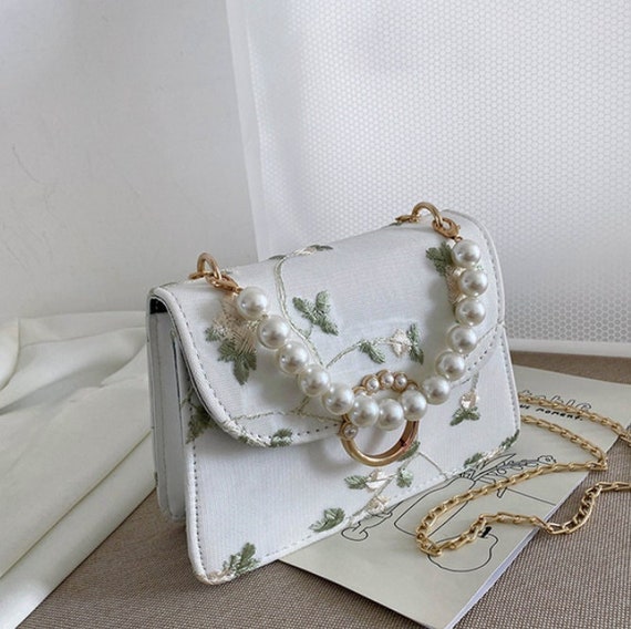 Chic White Purse With Lave and Embroidered Flowers Cute 