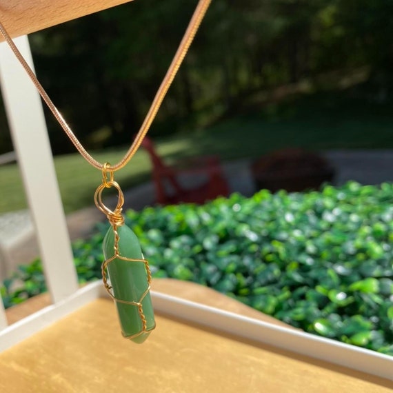 Green Aventurine Wrap Point Pendant Necklace