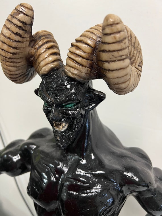 Satan Figurine - Diable Démon Enfer Gothique Rituel Lucifer