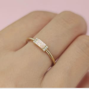 Anel personalizado Modern Grace para cinzas • Anel minimalista em formato de barra, em ouro ou prata • Joia delicada para cremação • Lembrança simples para recordação