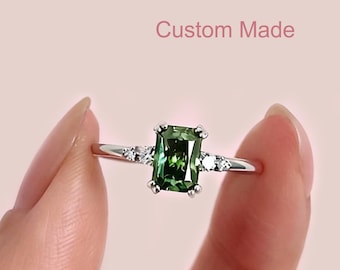 Custom Ashes Ring with Colorful Moissanite, Solid Gold Cremation Keepsake Ring, Memorial Jewelry, Ashes Keepsake, Handmade Remembrance Gift