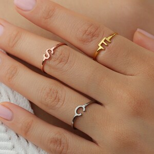  FindChic Custom Name Ring, Personalized Initial Letter A  Statement Rings for Women Alphabet Knuckle Ring Engravable 18K Gold Plated  Resizable Fashion Jewelry Gift: Clothing, Shoes & Jewelry