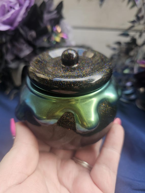 Handmade resin jar - oozy honey pot - Halloween and spooky decor - customizable gifts