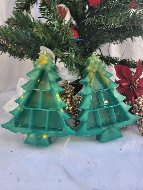 Resin Tree Shelf - Christmas Tree tray - Christmas Tree shelf - Trinket holder - Catch all tray - Segmented candy tray - Handmade Tree shelf