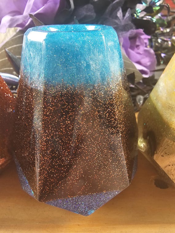 Resin reed diffuser - Small Resin Vase - Resin Bathroom Decor - Resin Vanity Decor - office decor - Resin Vase - Home decor - gift for all