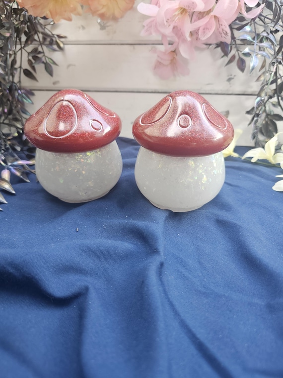 Handmade Glitter Mushroom Jar: Iridescent Resin Catch-All Decor