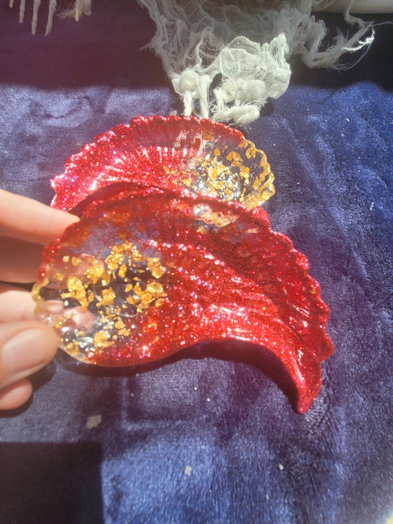 Angel Wing Dish - Resin Angel Wings - Trinket wings - Trinket trays - Catch all dish - Altar offering dish - Gift for anyone - Gift givers