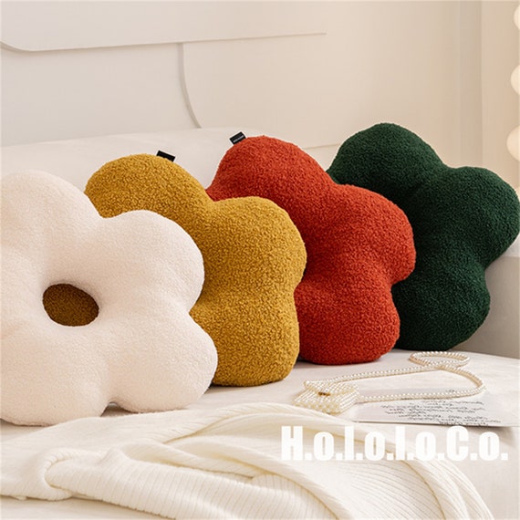 Cuscino del divano a forma di fiore unico rosso / giallo / verde / bianco  in peluche, cuscino decorativo, cuscino morbido, cuscino divano, regalo di cuscino  lombare decorativo carino -  Italia