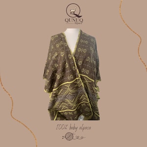 Sophisticated and warm 100% Baby Alpaca shawl for women | Reversible Fall Winter Alpaca ruana | Cape Poncho Wrap Elegant Warm and Comfy