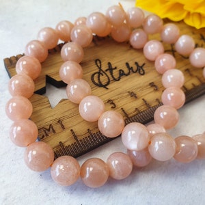 Flashy Peach Moonstone Bracelet | Beaded Bracelet | Crystal Bracelet | Crystal Gifts | StarsArentPointy | 8mm | 16g