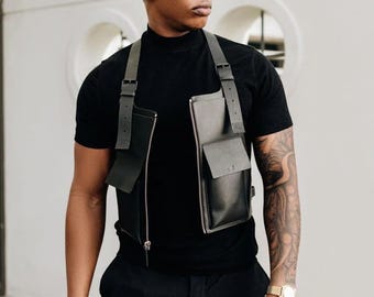 Leder Front Pack Weste, Designer Festival Wear, Festival Outfit, Festival Tasche, Festival Holster, Geschenk für sie, schwarze Weste, grüne Weste