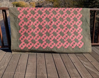 Red, Green Jacob's Ladder Quilt, circa 1870, Handmade from Pennsylvania