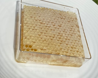 Honey Comb - Honeycomb - 4x4 - Honey - Raw - Natural - Pure - Wax