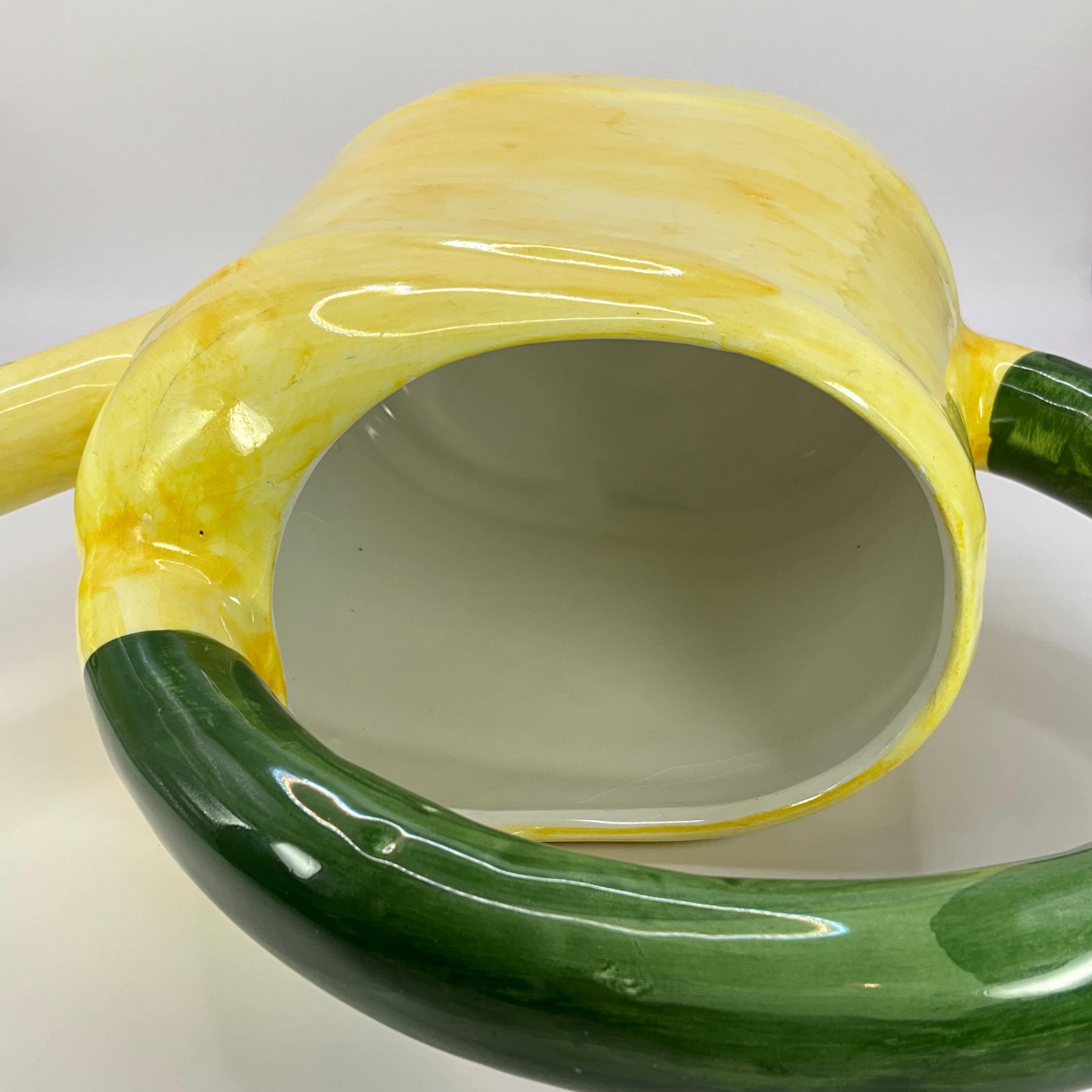 見事なフランス製ヴィンテージハンドメイドの陶器製真水/水差し