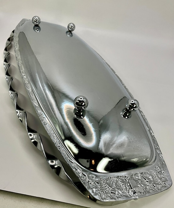 見事なフランスのヴィンテージ装飾の打ち出し銀金属フルーツトレイ