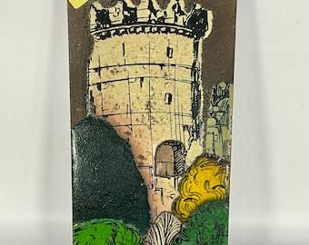 Esmalte vintage francés coleccionable pintado a mano sobre placa de piedra de lava de Le Lys Montguyon Chateau.