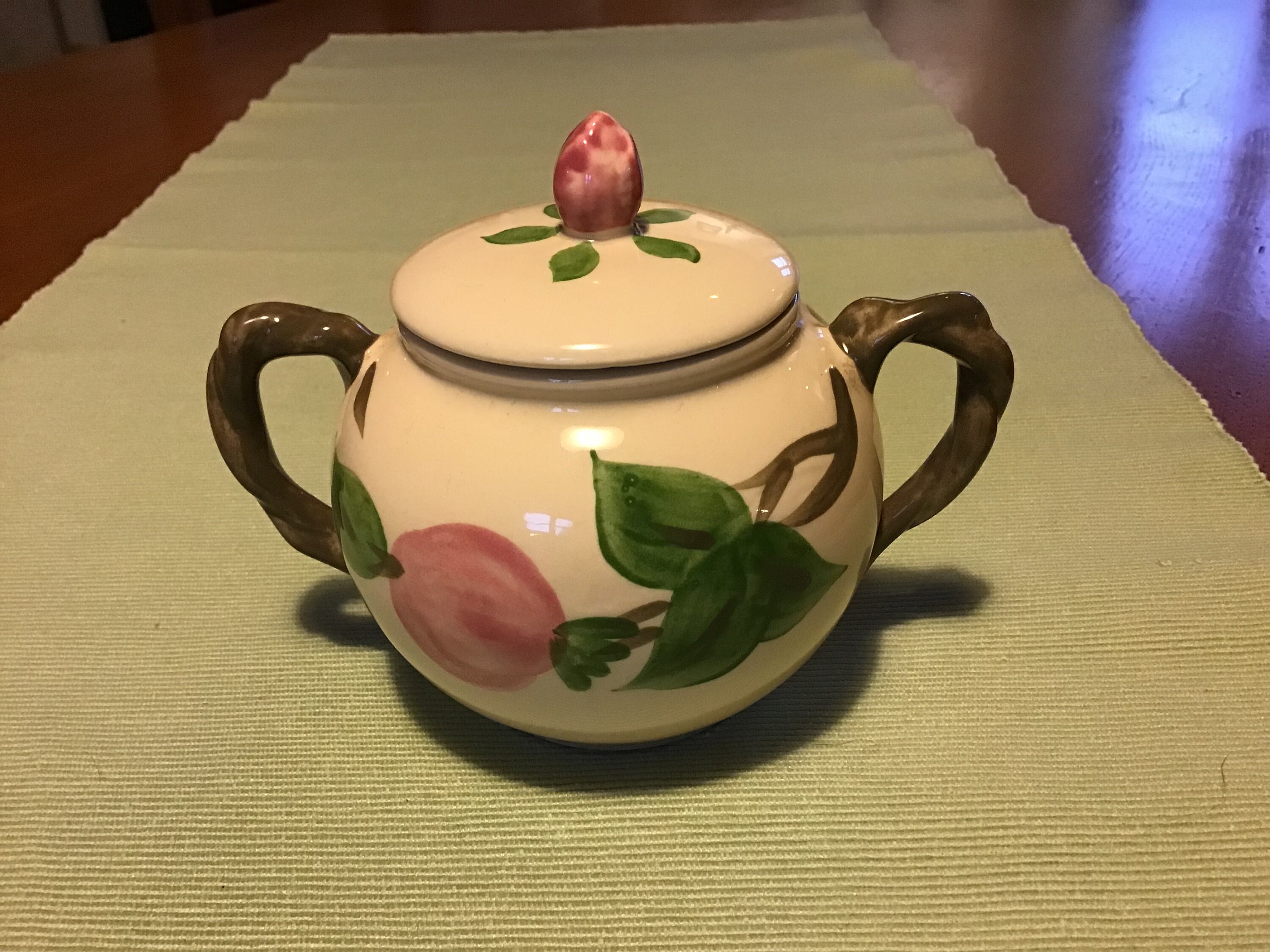 Sucrier Vintage avec Couvercle. en Bon État.