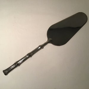 Italian vintage silver plated dessert serving palette / cake slicer / tableware / kitchenware.