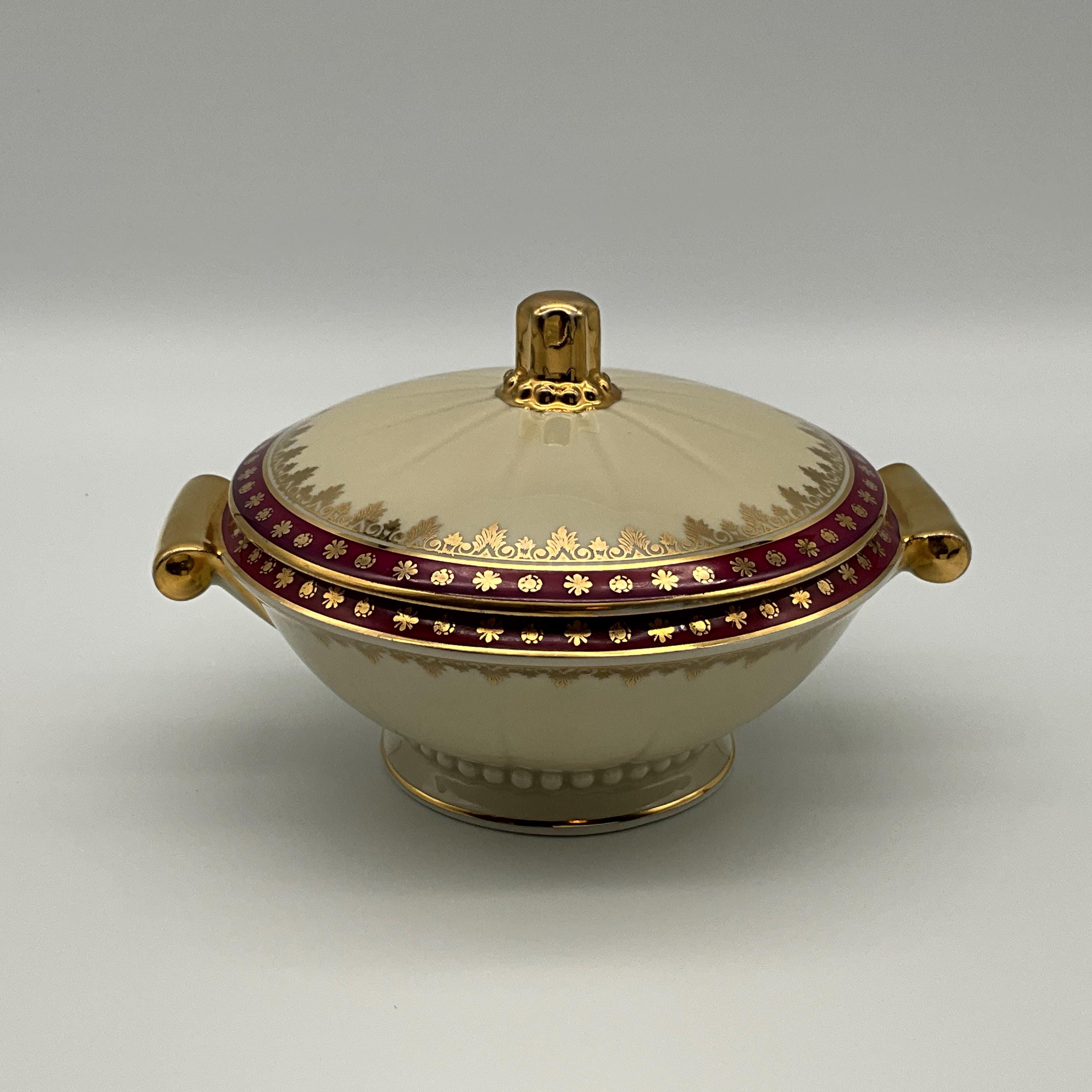 Stunning French Vintage Limoges France Porcelain D'art Lidded