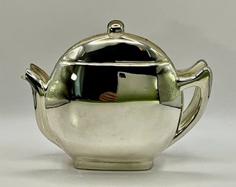 Stunning French vintage 1970’s silver plated teapot shaped metal serviette holder / napkin holder / letter stationary holder / letter rack.