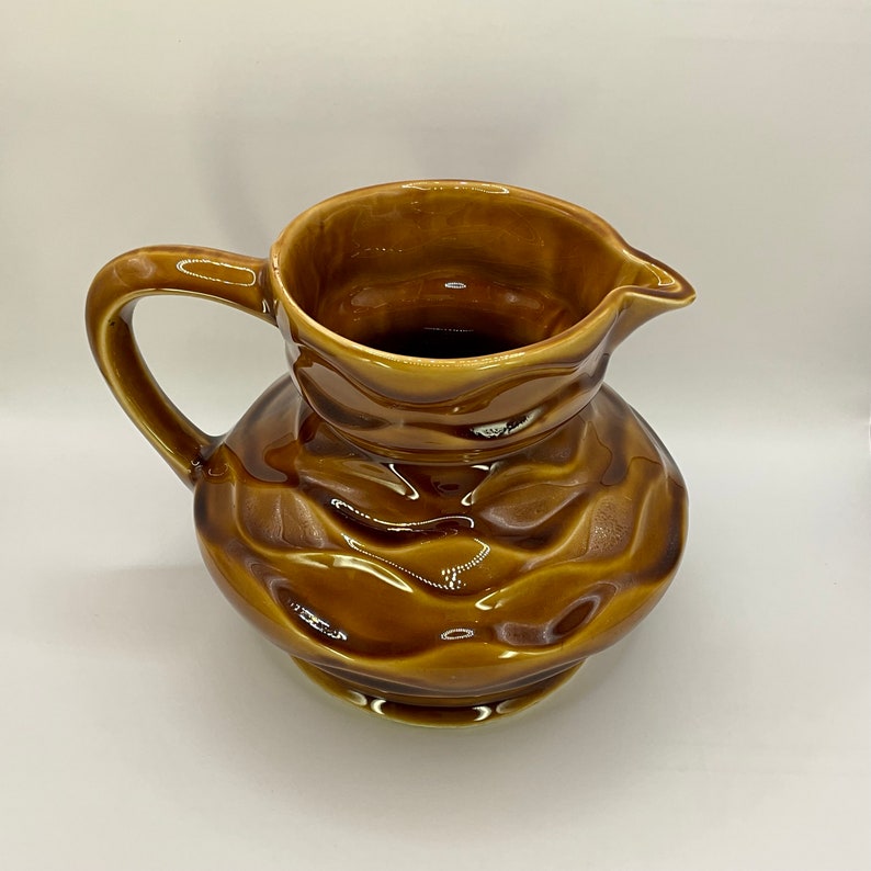 Stunning French Barbotine Majolica Sarreguemines wine pitcher / water jug. image 2