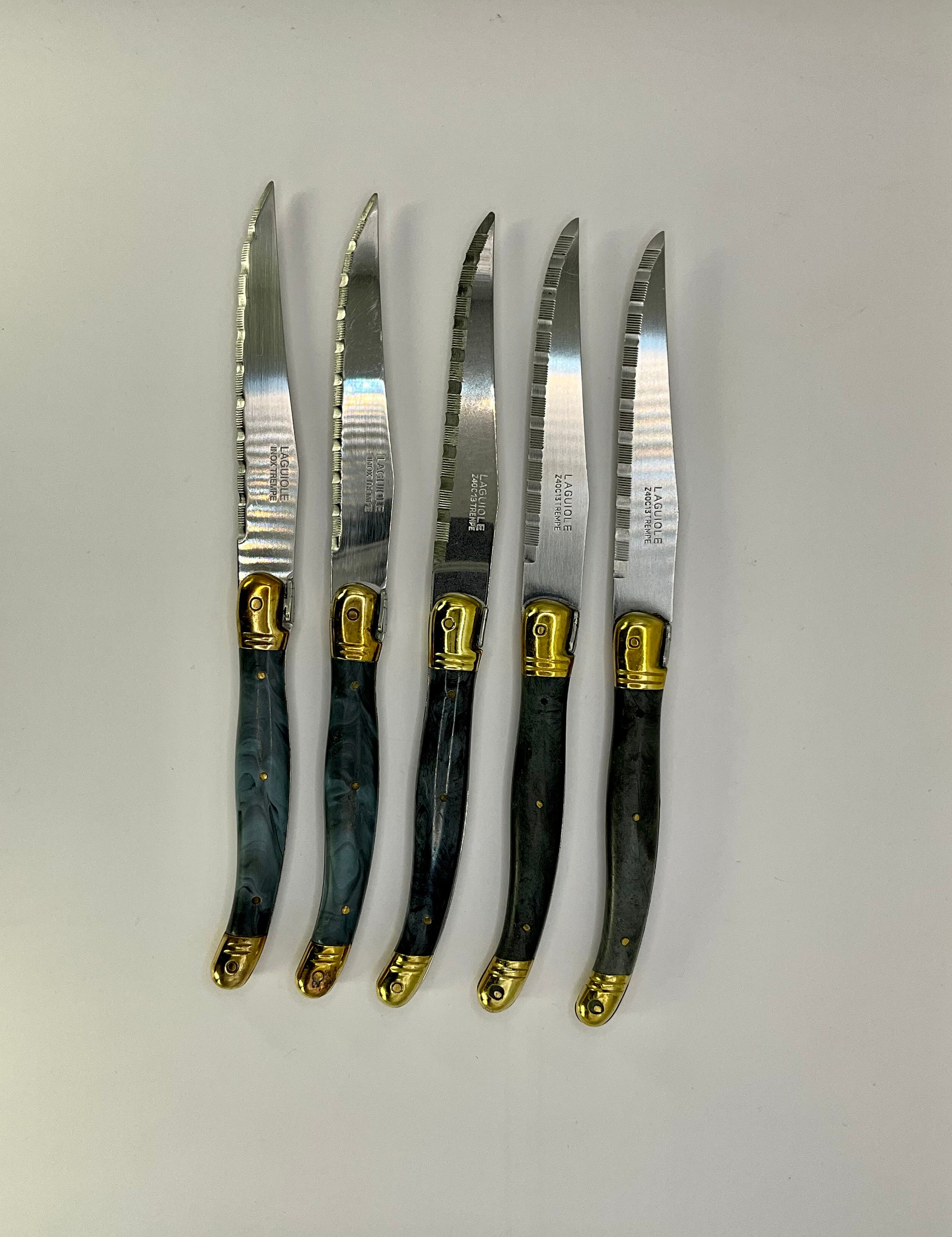 French Vintage LAGUIOLE Mixed Set of Dinning 5 Knives With 