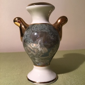 Sammlerstück Vintage französische Miniatur Limoges Porzellan Ziervase.