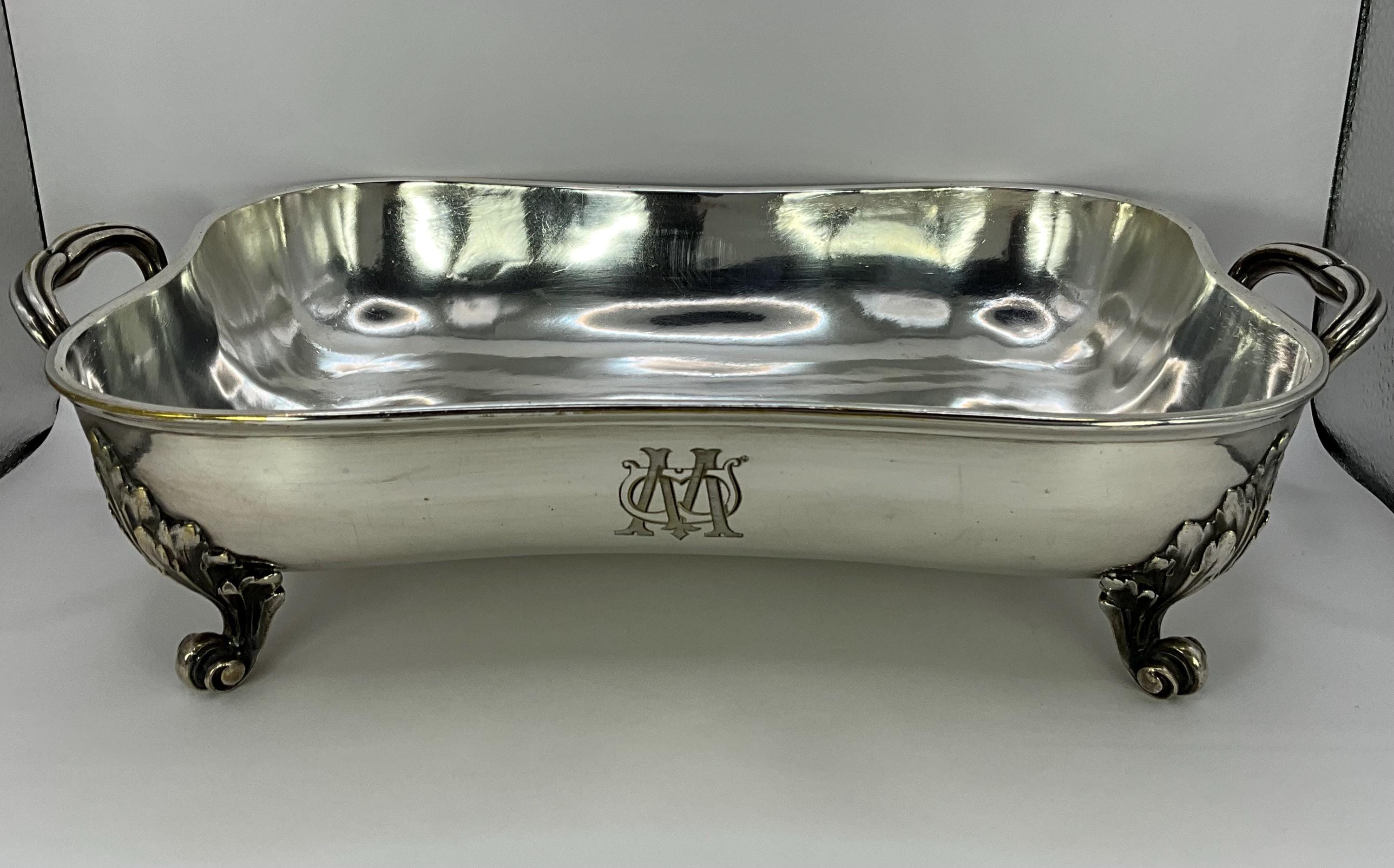 Grand Plateau De Service Christofle - Modèle Perles - Argenté, 43 X 31 Cm