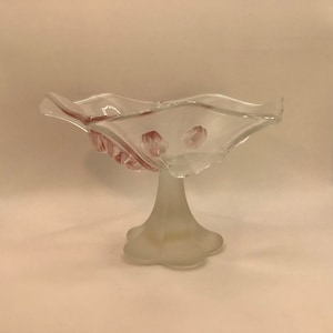 Beautiful German vintage original Walther Glass pedestal bowl / candy bowl / small fruits bowl.