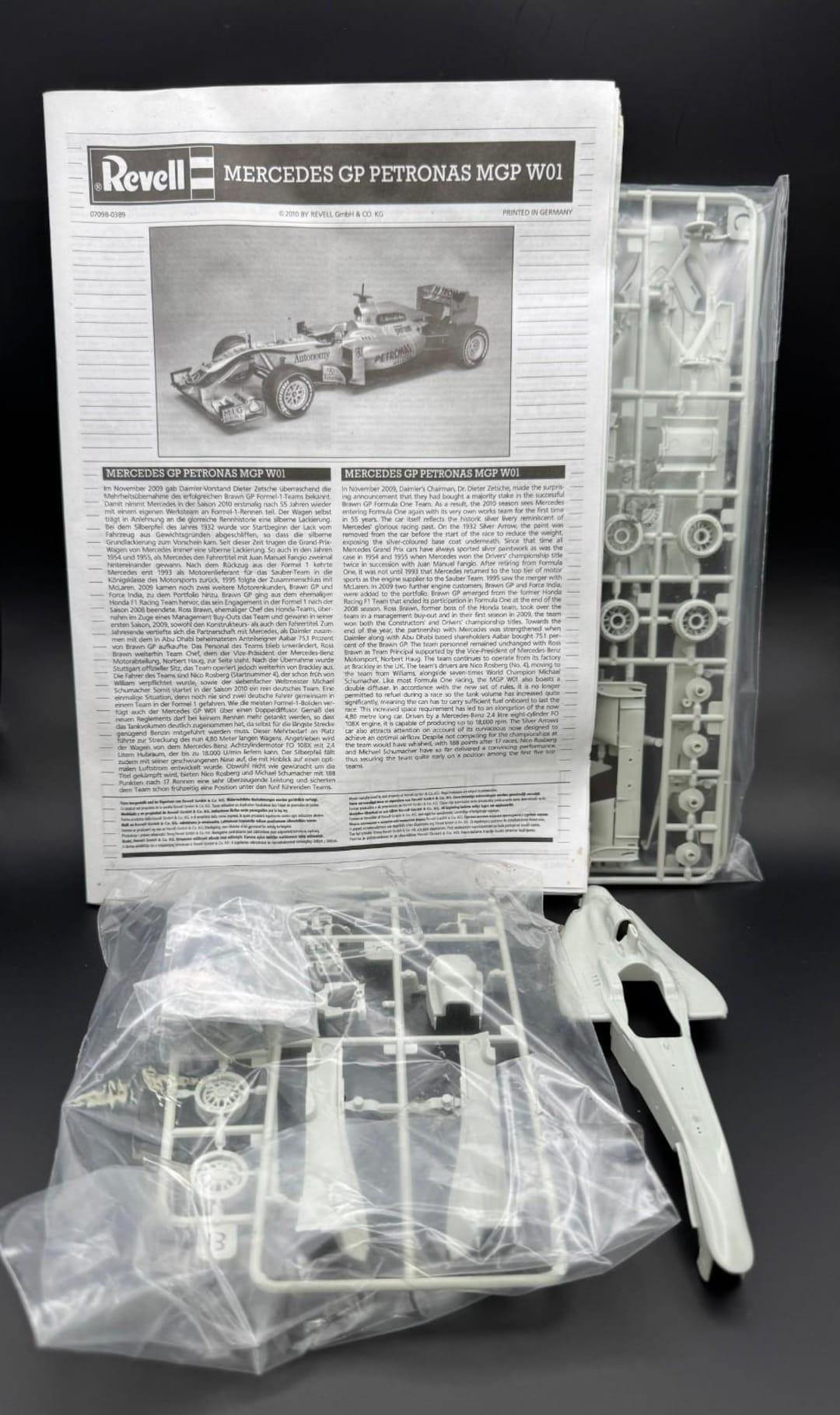 MercedesMGP W01 F1 フォーミュラワン 1/24スケール モデルカーキット