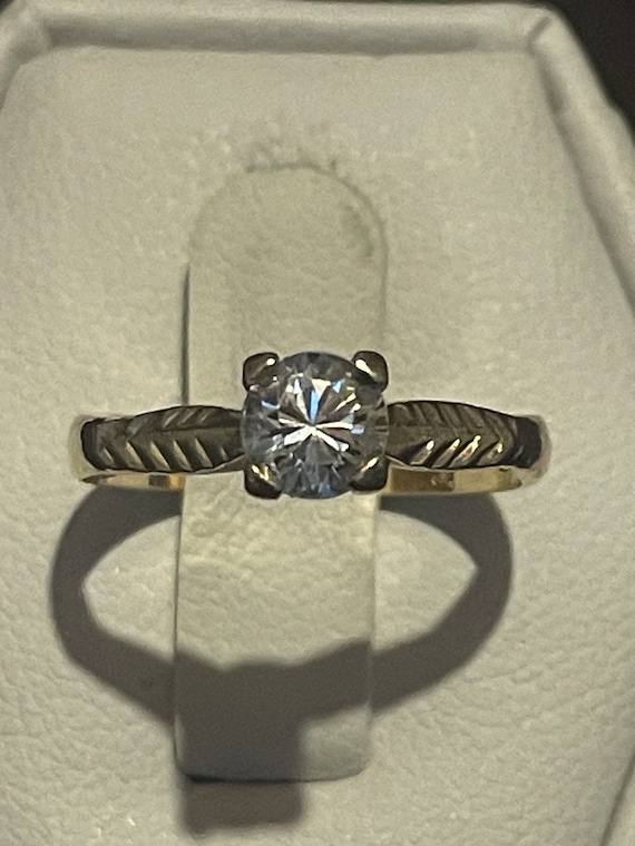 14 karat vintage, simulated diamond solitaire