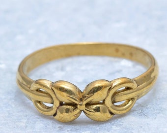 Anillo de nudo celta de latón hecho a mano – Joyería tribal bohemia