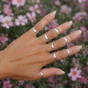 Justerbar fingerskena i sterlingsilver 925 eller brons, dubbelt band, hyperextension-stödring, snygga terapismycken