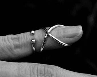 Arthritis finger splint for bcnding sideways lateral deviation sterling silver 925, brass or copper ring for Ehlers Danols, EDS