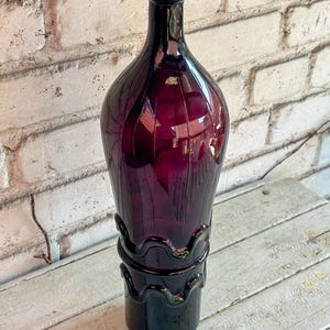 Vintage amethist Empoli Genie-fles, zonder stop, geïmporteerd door Rossini Glass, modern uit het midden van de eeuw