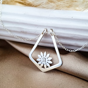 Ring Necklace Holder, Sunflower Geometric Necklace That Hold Ring, Gift For Nurse