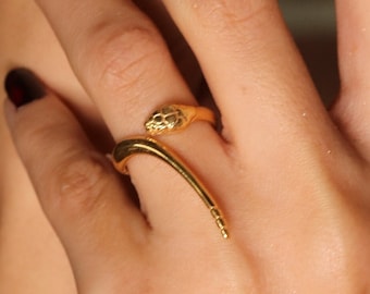 Snake Ring Gold, Dainty Ouroboros Ring, Delicate Snake Ring to Birthday