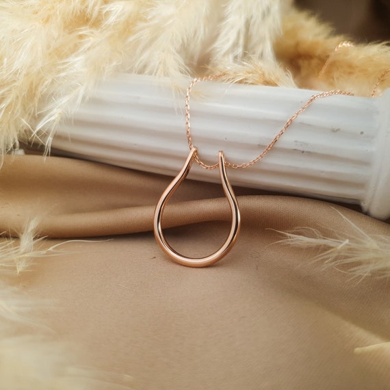 Amazon.com: Emily C Ring Holder Necklace - Sterling Silver Ring Keeper  Necklaces - Women & Men Wedding Ring Holder Necklace - Cute Necklace  Jewelry for Women, Wife, Nurse, Doctor - Bezel Ring