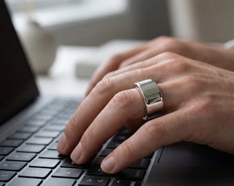 Minimalist Oura Ring Cover Gen 3&4 | Heavyweight Solid Silver Smart Ring Guard