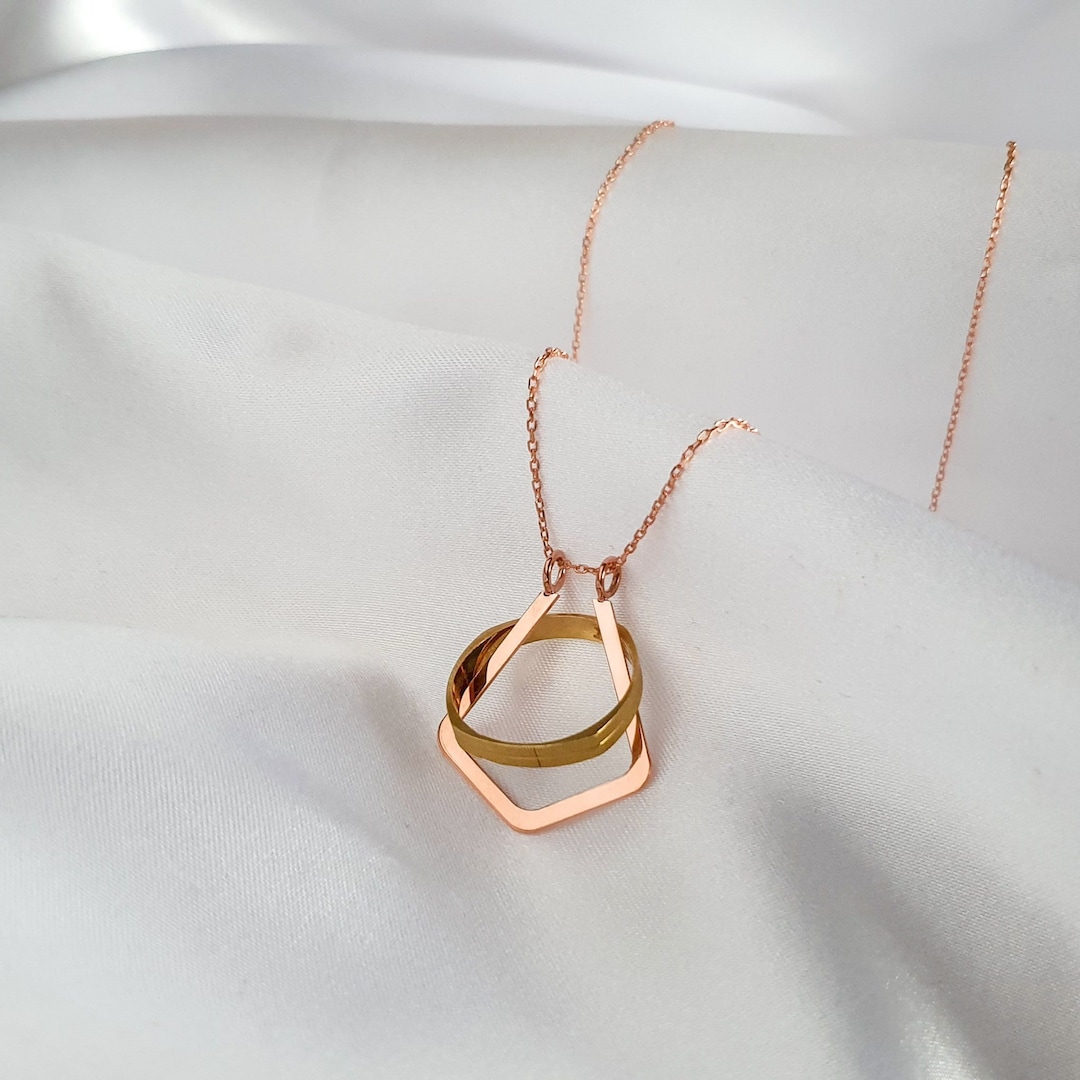 rose-gold-ring-holder-necklace-minimalist-geometric-ring-keeper