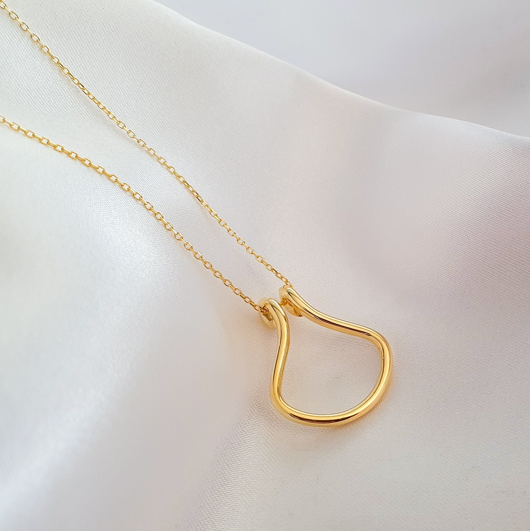 Ring Holder Necklace Wedding Ring Keeper Pendant Oval Dainty Etsy UK