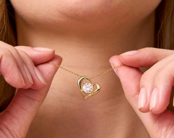 Collar de moissanita en forma de corazón: colgante nupcial de plata de ley de 1,2 ct
