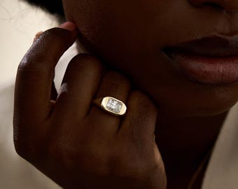 14K Gold Diamond Signet Ring, East West Lab Grown, IGI Certified