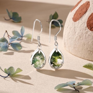 Örhängen i päronmossagat: Dingla smycken i sterlingsilver med ädelstenar