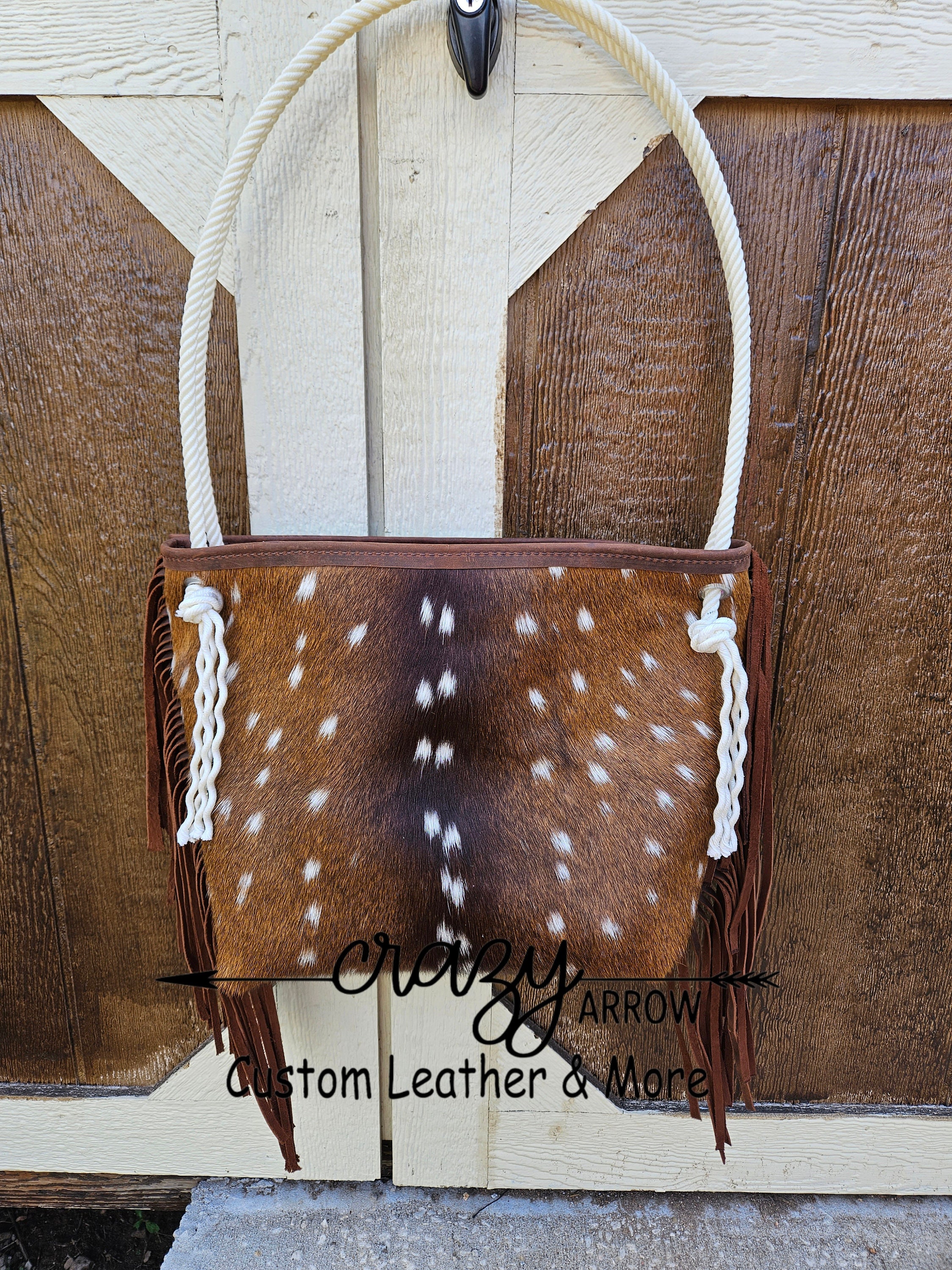 Deer skin purse with - Gem