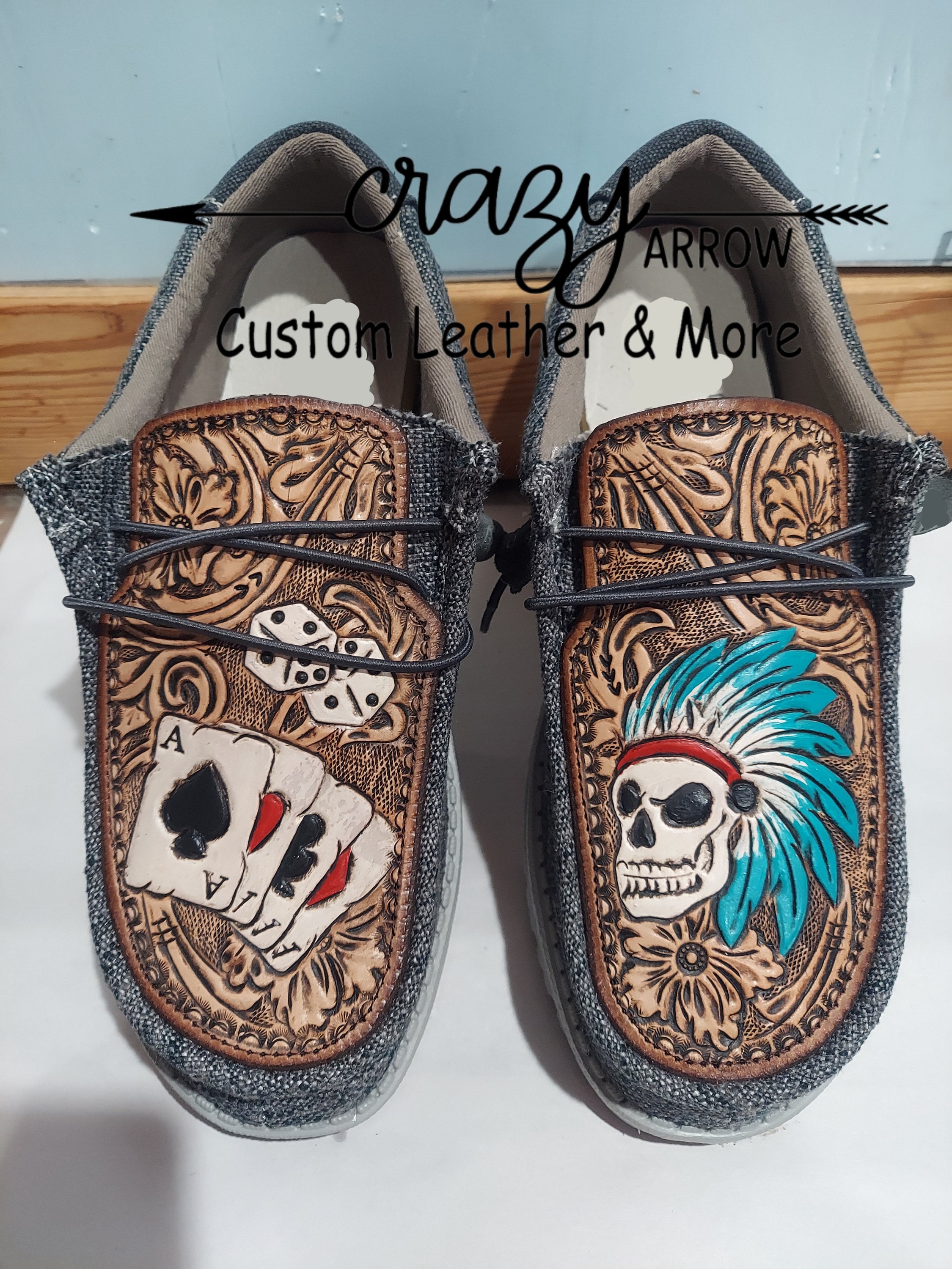 Indian Headdress Aces and Dice Tooled Shoes - Etsy Israel display picture 2