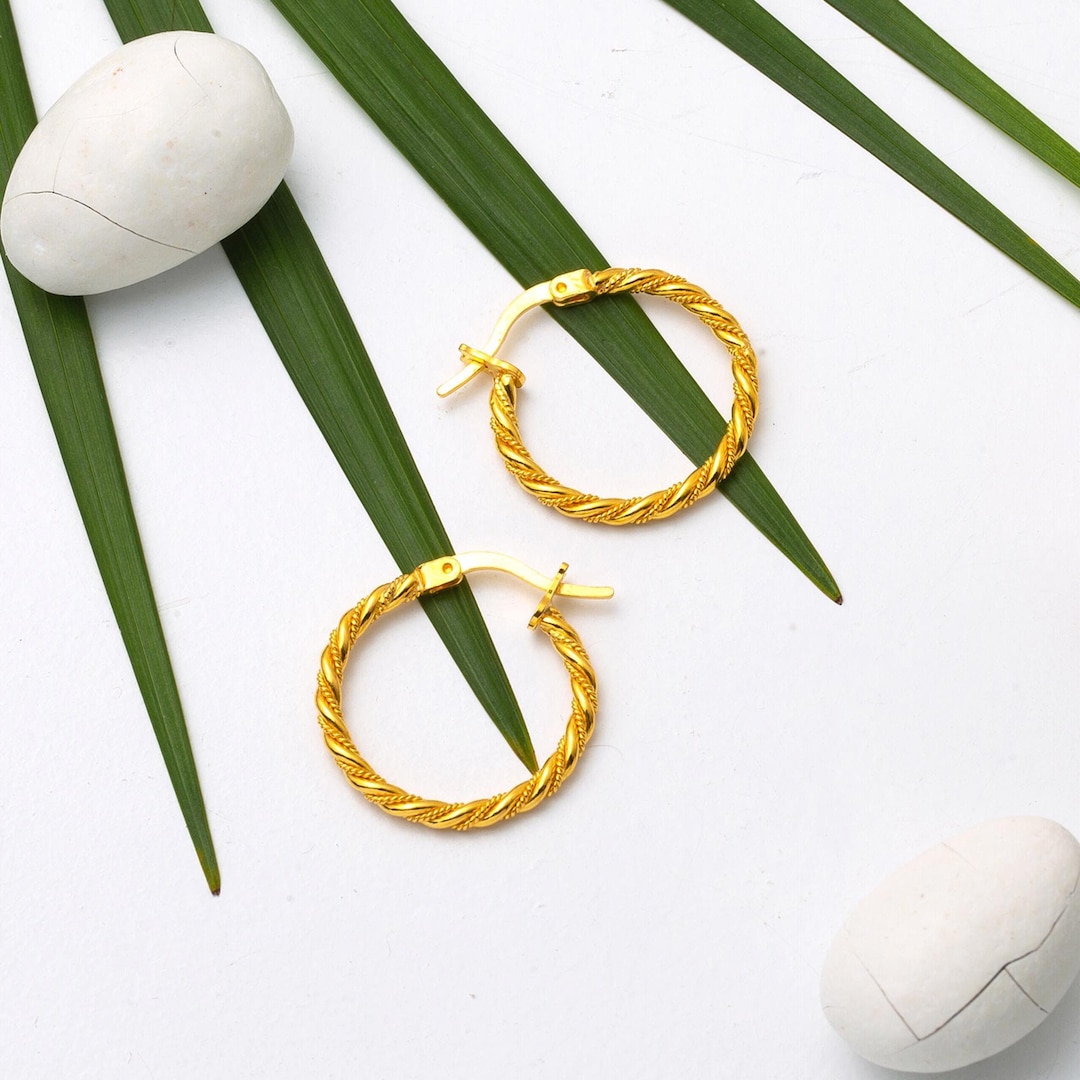Yomhary Twisted Rope Round Hoop Earrings, Lightweight C Shape Candy Earrings For Women