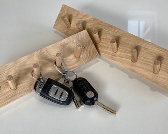 Oak peg key hook, key holder, key rack for hallway entrance.