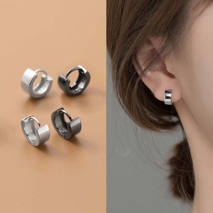 925 Silver Chunky Huggie Earrings, Small Thick Hoop Earrings, Tiny Huggie Hoops, Black, Silver, Daily Earring, Gifts for her